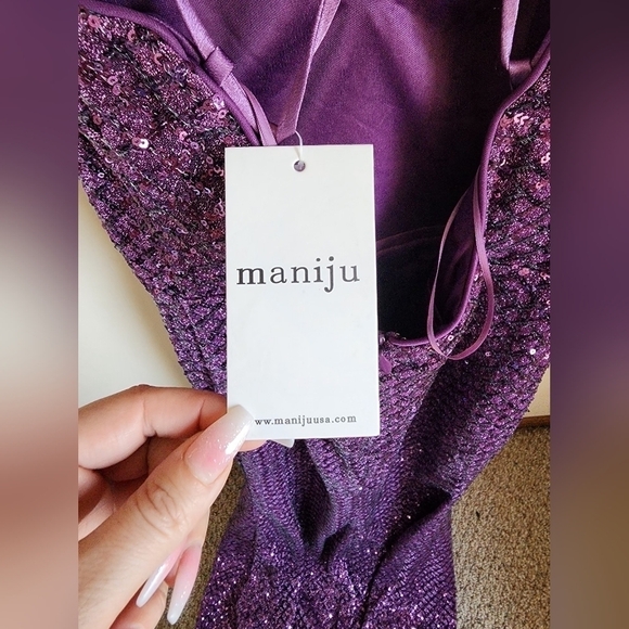 Maniju Women's Purple Sequin Formal Dress Size S. - Picture 3 of 7